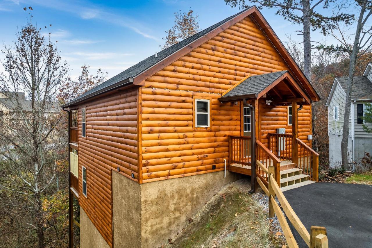 פיג'ן פורג' Mountains R Calling, Cozy Hideaway, King Beds, Hot-Tub, Arcade, Ev Ready מראה חיצוני תמונה